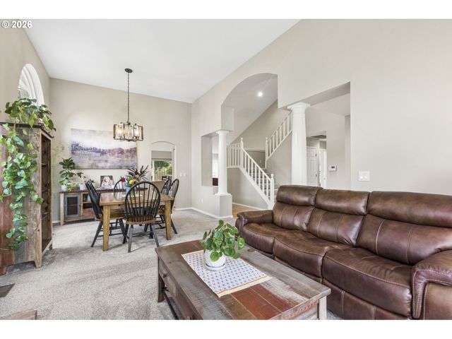 2112 Nw Michelbook Ln, Mc Minnville, OR 97128