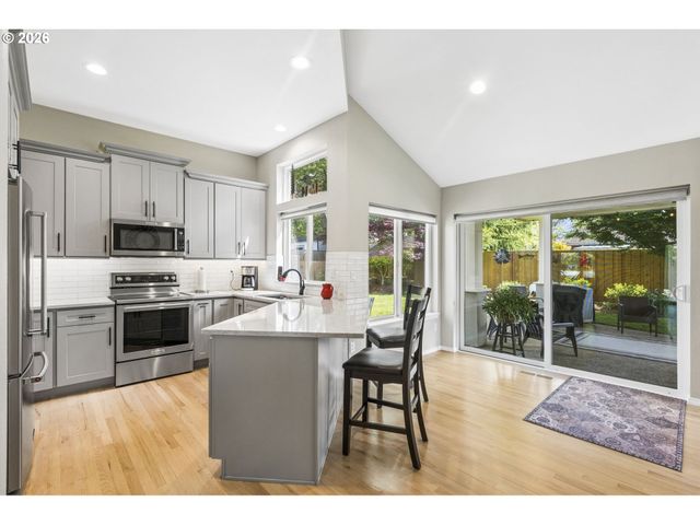 2112 Nw Michelbook Ln, Mc Minnville, OR 97128