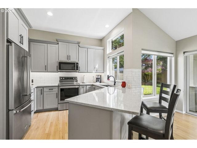 2112 Nw Michelbook Ln, Mc Minnville, OR 97128