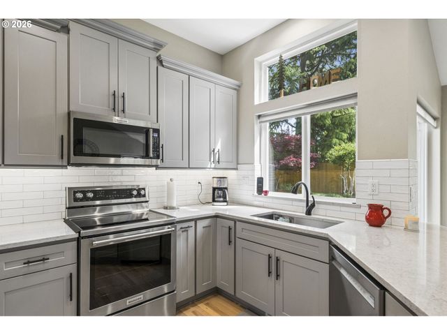 2112 Nw Michelbook Ln, Mc Minnville, OR 97128