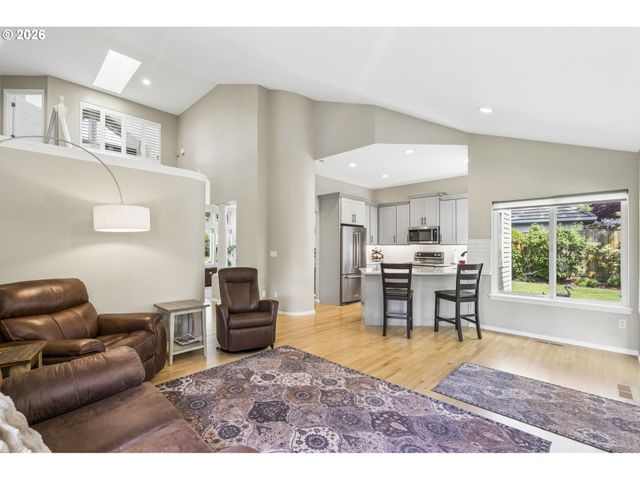 2112 Nw Michelbook Ln, Mc Minnville, OR 97128