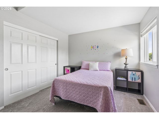 2112 Nw Michelbook Ln, Mc Minnville, OR 97128