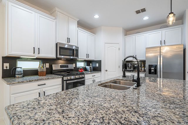 8619 ANGELINA PARKE, San Antonio, TX 78254