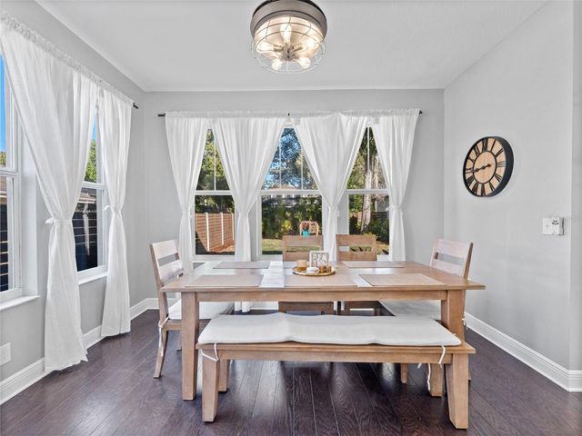 135 24TH AVENUE S, St Petersburg, FL 33705