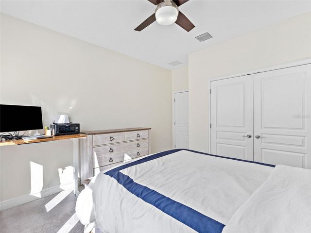 135 24TH AVENUE S, St Petersburg, FL 33705