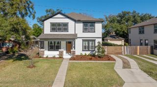 135 24TH AVENUE S, St Petersburg, FL 33705