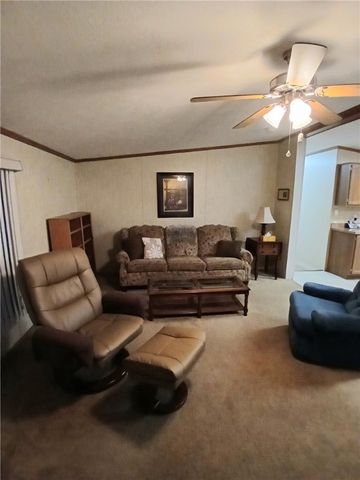 139 Cayuga Way, Manchester, NY 14504