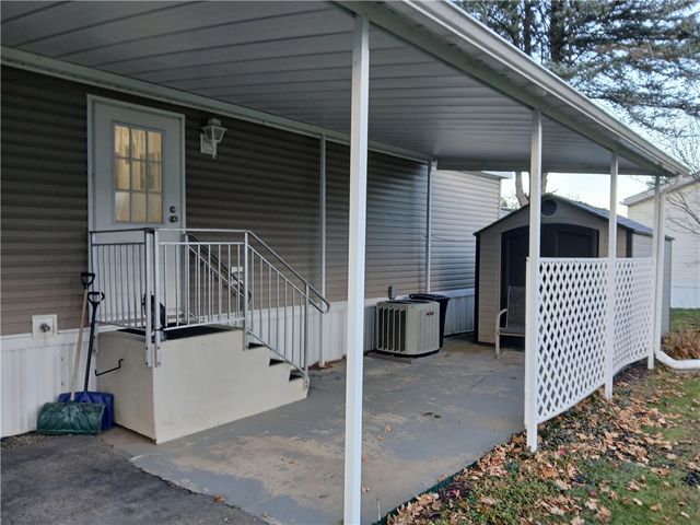 139 Cayuga Way, Manchester, NY 14504