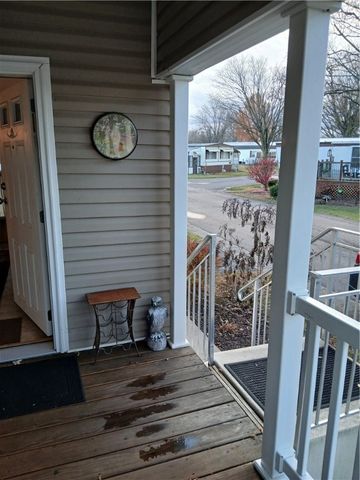 139 Cayuga Way, Manchester, NY 14504