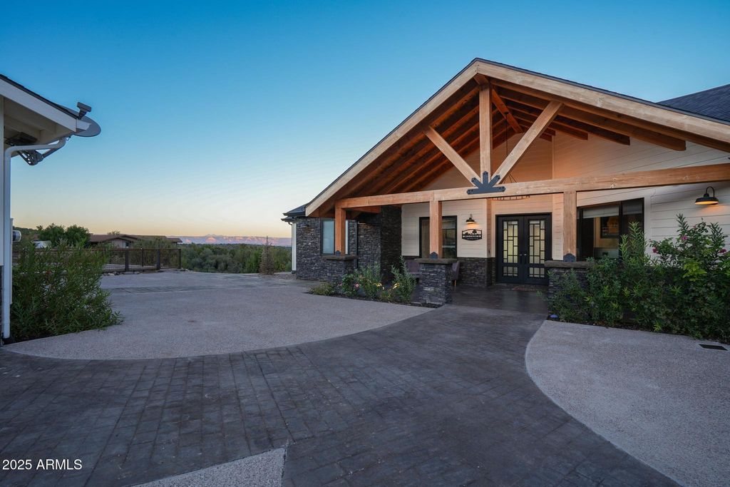 Image 63 of property listing at 2900 W SPRING VIEW Drive, Cottonwood, AZ 86326