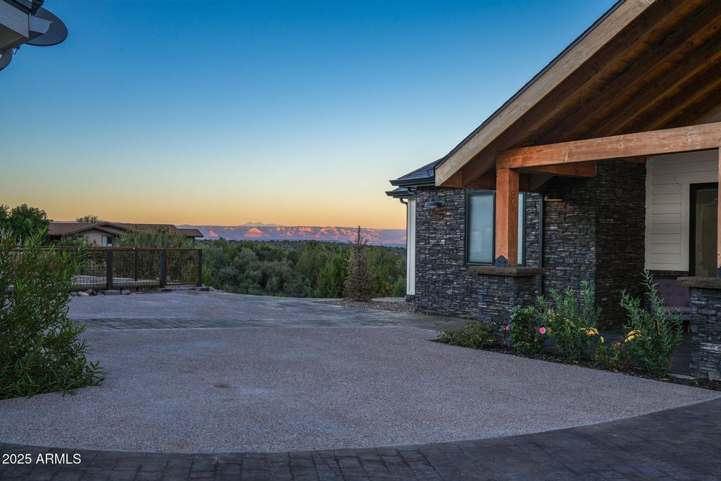 Image 64 of property listing at 2900 W SPRING VIEW Drive, Cottonwood, AZ 86326
