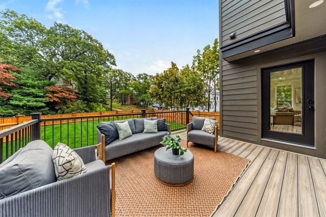 115 Winchester Rd, Arlington, MA 02474