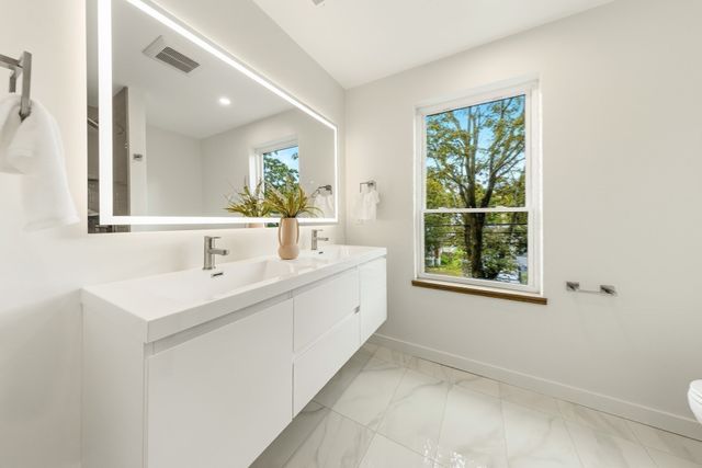 115 Winchester Rd, Arlington, MA 02474