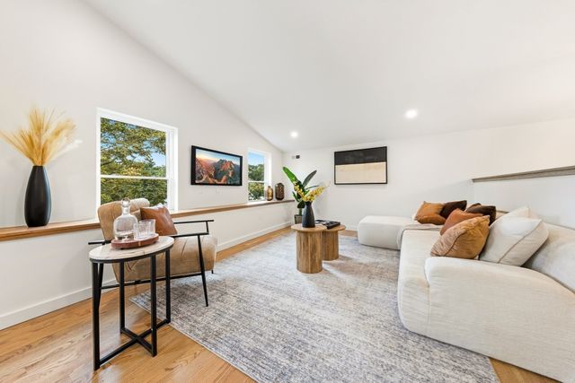 115 Winchester Rd, Arlington, MA 02474