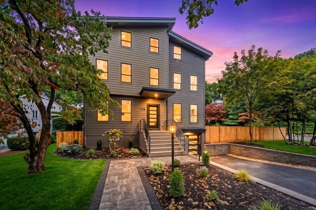 115 Winchester Rd, Arlington, MA 02474