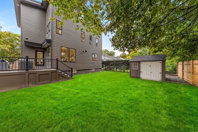 115 Winchester Rd, Arlington, MA 02474