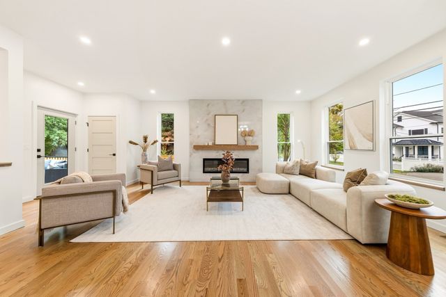 115 Winchester Rd, Arlington, MA 02474