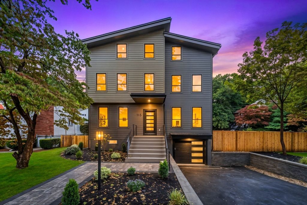115 Winchester Rd, Arlington, MA 02474