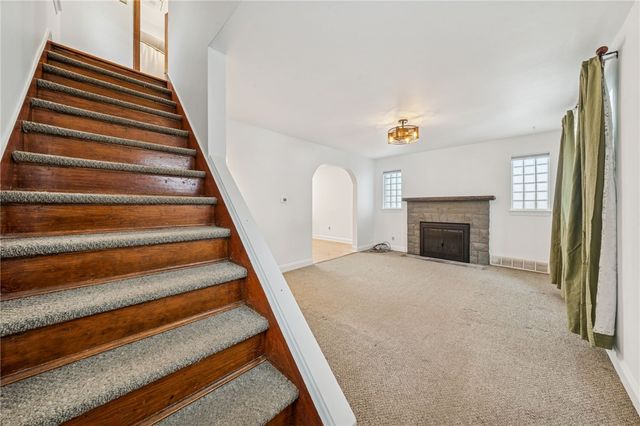 548 Ridge Ave, E Pittsburgh, PA 15112