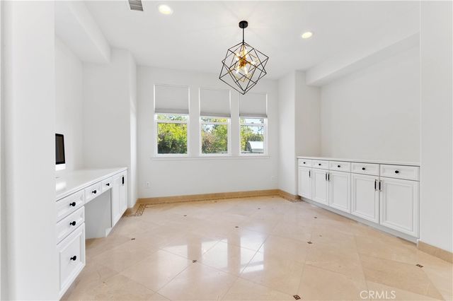 4116 Dakota, Moorpark, CA 93021