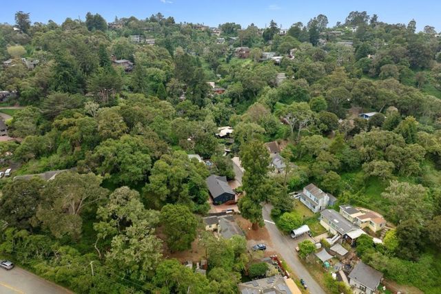 610 Nestora Avenue, Aptos, CA 95003