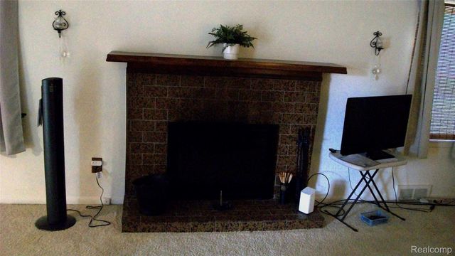6528 Winona Street, Allen Park, MI 48101