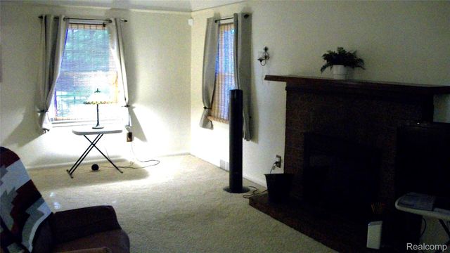 6528 Winona Street, Allen Park, MI 48101
