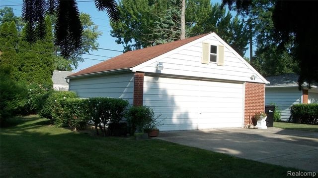 6528 Winona Street, Allen Park, MI 48101