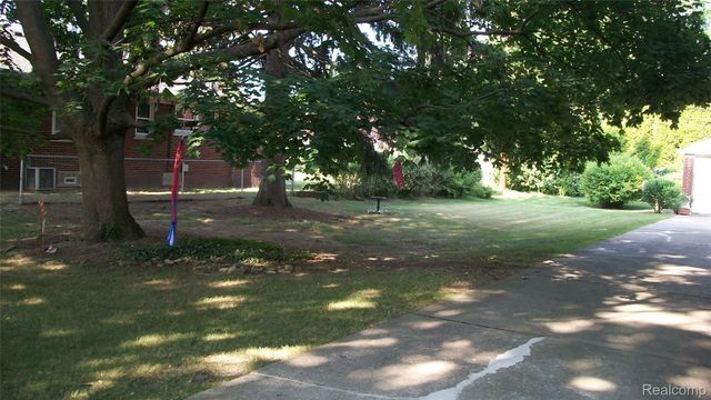 6528 Winona Street, Allen Park, MI 48101