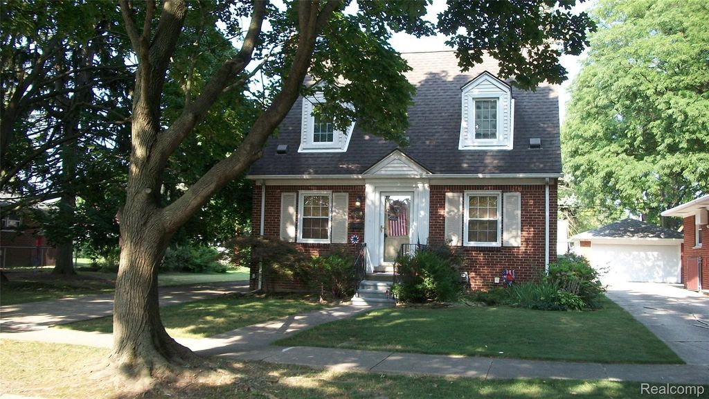 6528 Winona Street, Allen Park, MI 48101