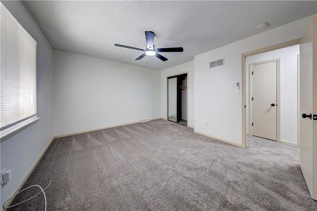 407 SE Moreland School Road, Blue Springs, MO 64014