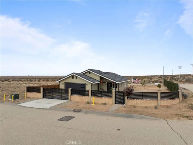 13857 E G Avenue, Lancaster, CA 93535