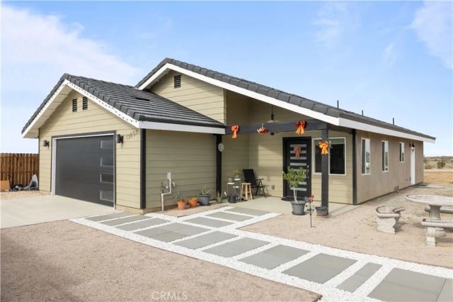 13857 E G Avenue, Lancaster, CA 93535