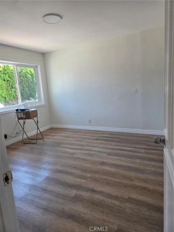 2530 S Rene, Santa Ana, CA 92704