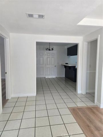 2530 S Rene, Santa Ana, CA 92704