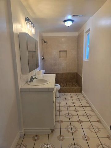 2530 S Rene, Santa Ana, CA 92704