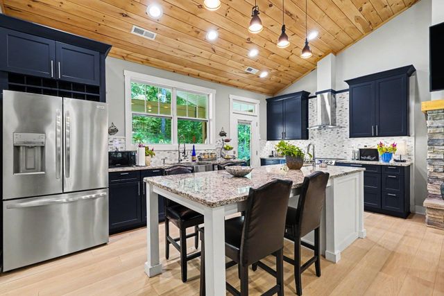 1241 Hayes Road, Columbus, NC 28722