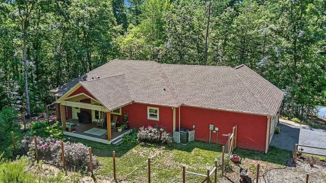 1241 Hayes Road, Columbus, NC 28722