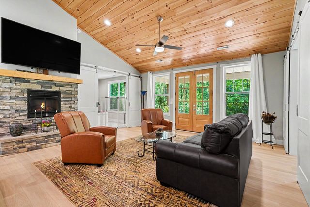 1241 Hayes Road, Columbus, NC 28722