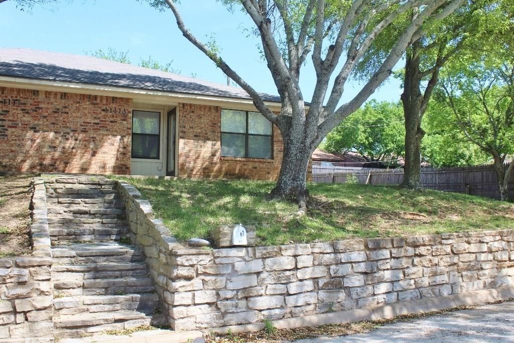 1111 Lynn Street A, Weatherford, TX 76086