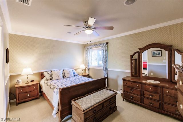 7859 Berkshire Pines DR, Naples, FL 34104