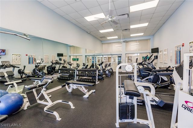 7859 Berkshire Pines DR, Naples, FL 34104