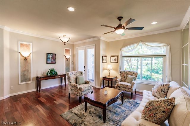 7859 Berkshire Pines DR, Naples, FL 34104