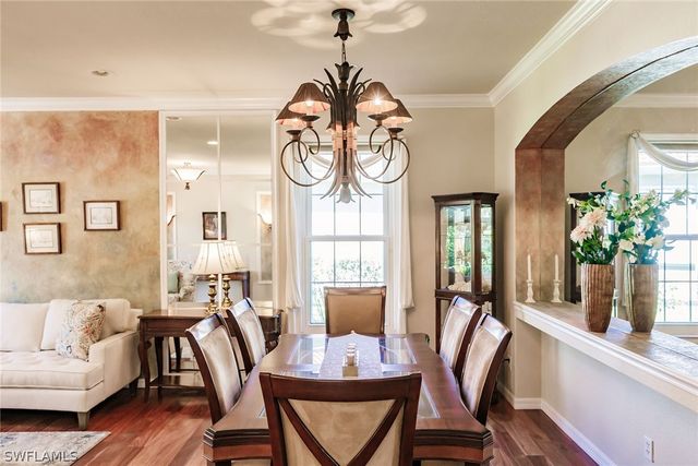 7859 Berkshire Pines DR, Naples, FL 34104