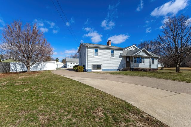 4149 28th Avenue, Moline, IL 61265