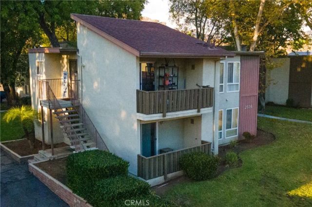 2536 White Oak 2, Escondido, CA 92027