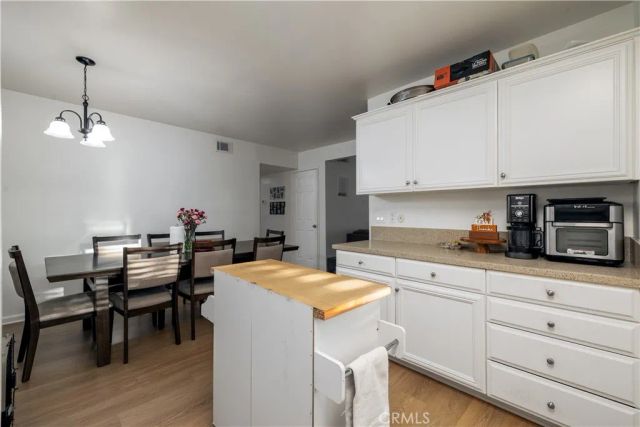 2536 White Oak 2, Escondido, CA 92027