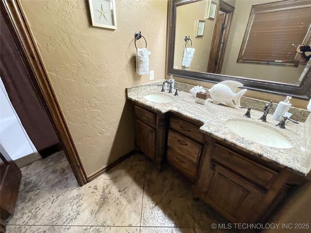 115086 S 4278 Road, Checotah, OK 74426