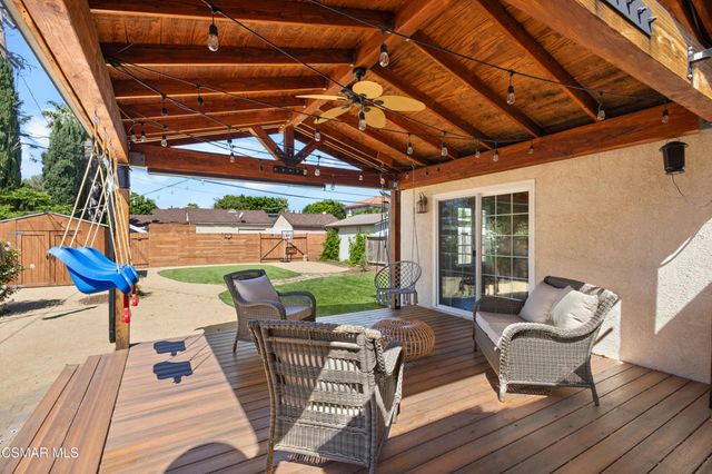 7039 Sylvia Avenue, Reseda, CA 91335
