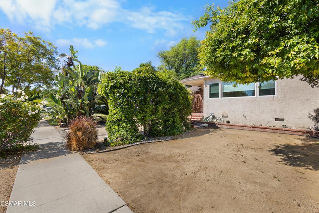 7039 Sylvia Avenue, Reseda, CA 91335